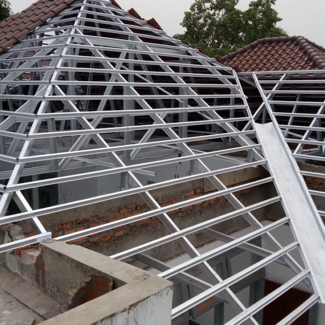 Крыши из ЛСТК